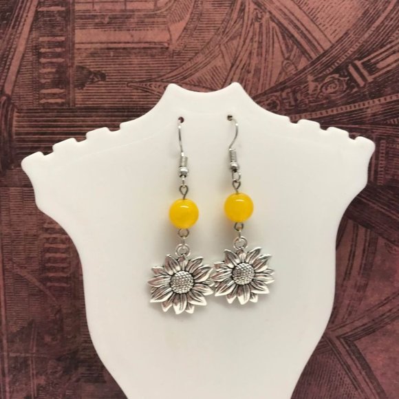 Sunflower Yellow Agate Beaded Dangle - Picture 3 of 9